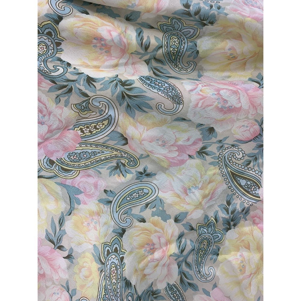 Vintage Concepts By Caren Paisley Floral Wrap Scarf Lightweight Silky 30" x 30" - Picture 2 of 6